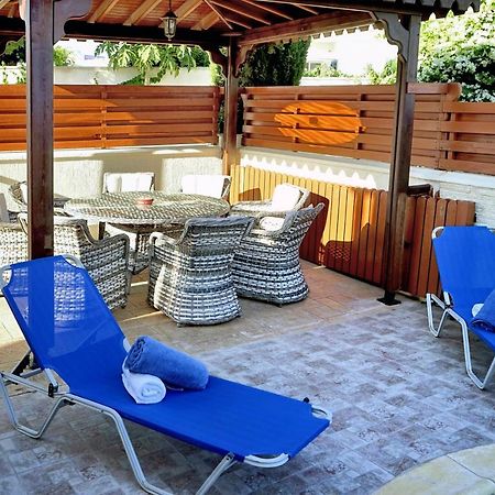 Chronas By Prestige Bookings Coral Bay Extérieur photo