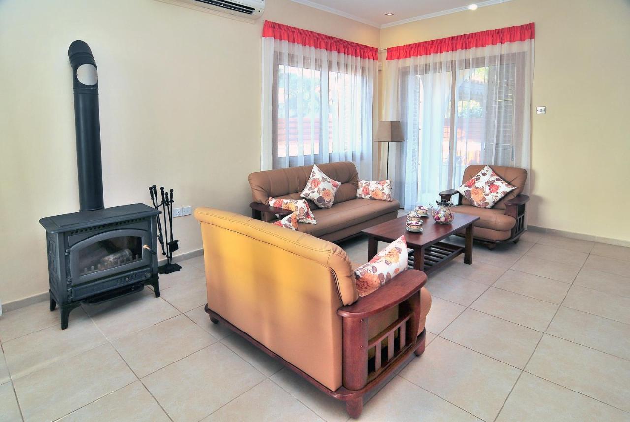 Chronas By Prestige Bookings Coral Bay Extérieur photo