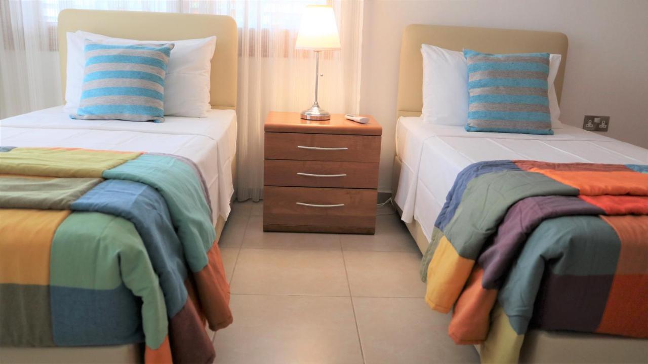 Chronas By Prestige Bookings Coral Bay Extérieur photo