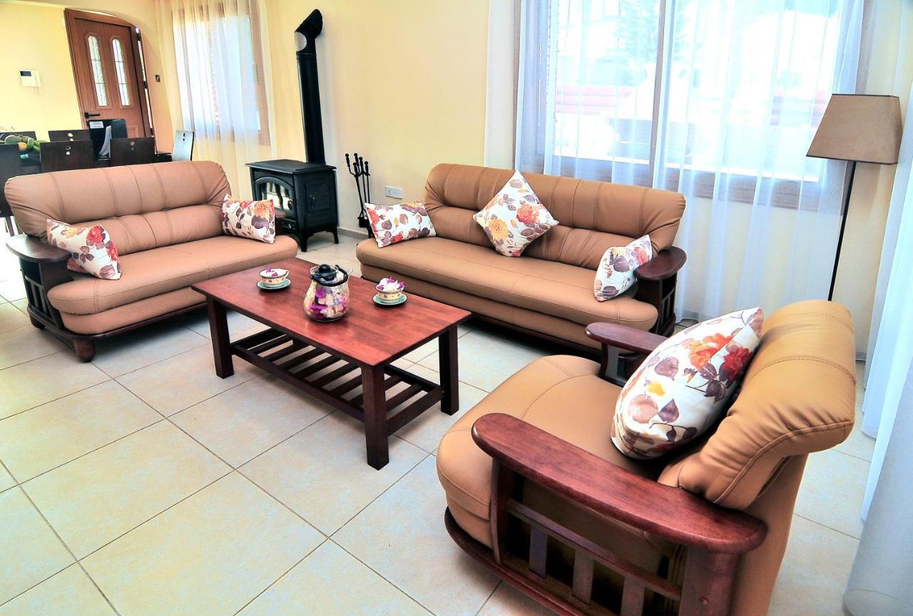 Chronas By Prestige Bookings Coral Bay Extérieur photo