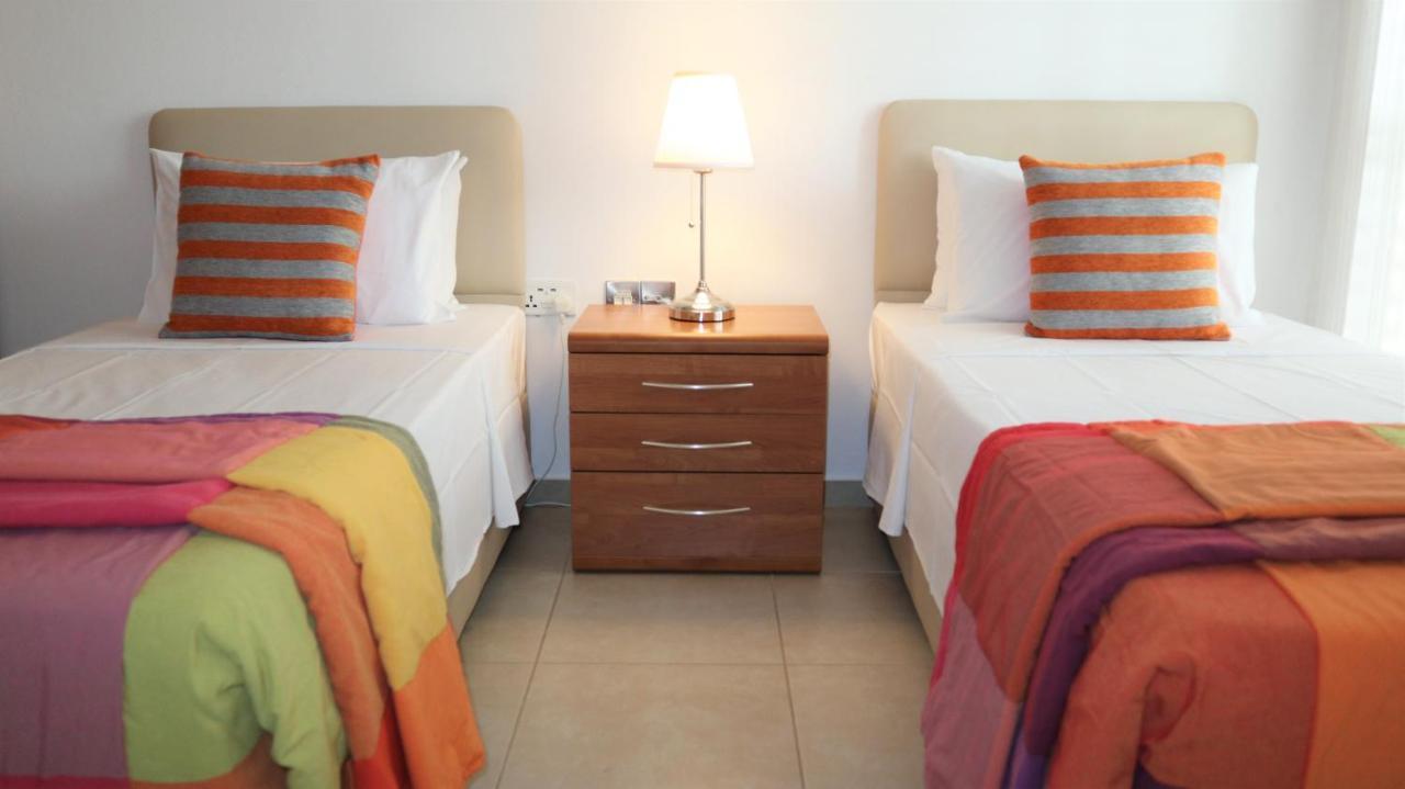 Chronas By Prestige Bookings Coral Bay Extérieur photo