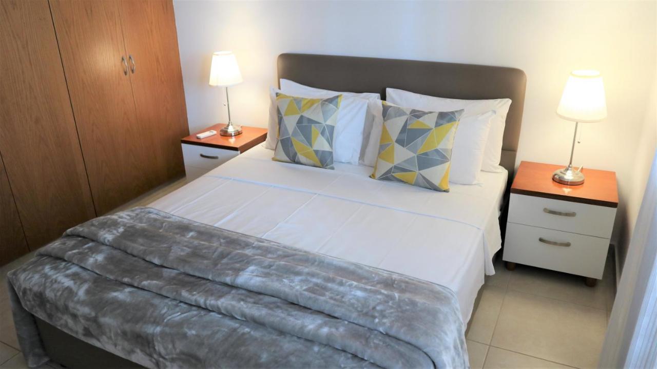 Chronas By Prestige Bookings Coral Bay Extérieur photo