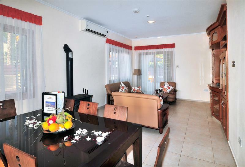 Chronas By Prestige Bookings Coral Bay Extérieur photo